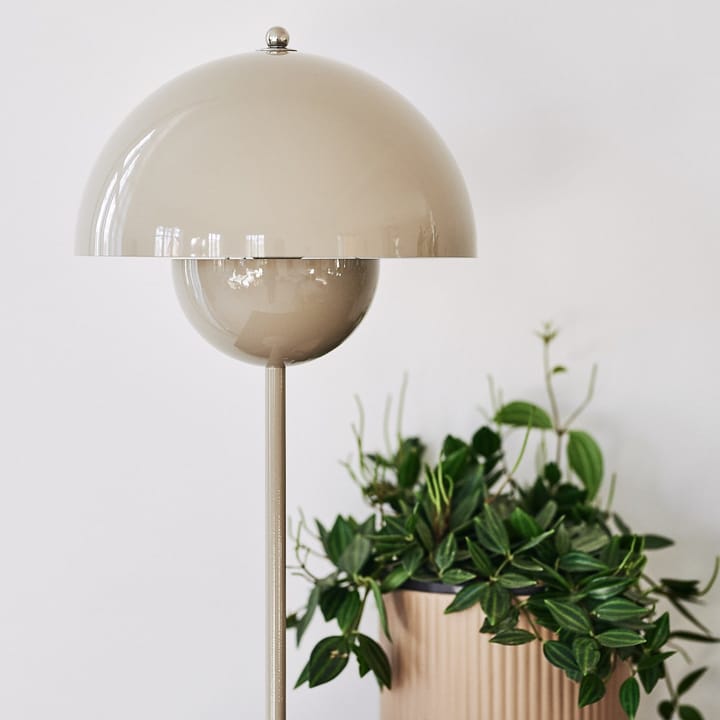 FlowerPot bordlampe VP3 - grå-beige - &Tradition